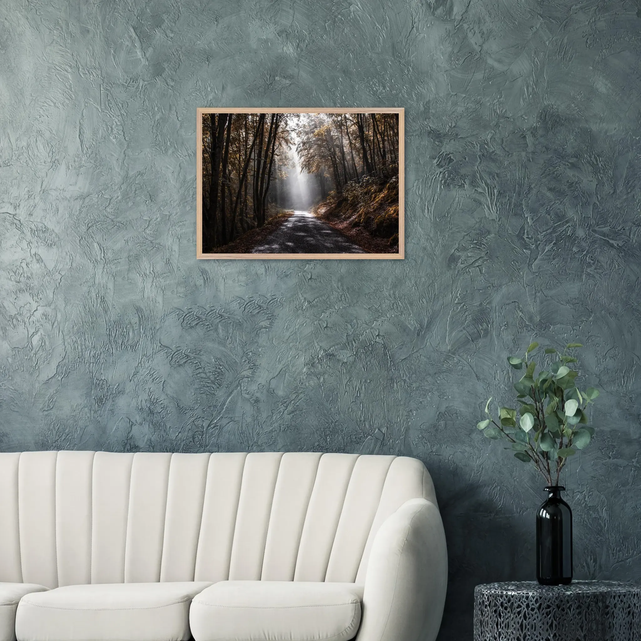 « Porteuse d’espoir » – Photographie premium 1 seul exemplaire – Pièce unique Photo d\'art déco d\'artiste auteur encadré en bois premium chêne frêne papier épais premium FSC « Porteuse d’espoir » – Photographie premium 1 seul exemplaire – Pièce unique Photo d\'art déco d\'artiste auteur encadré en bois premium chêne frêne papier épais premium FSC