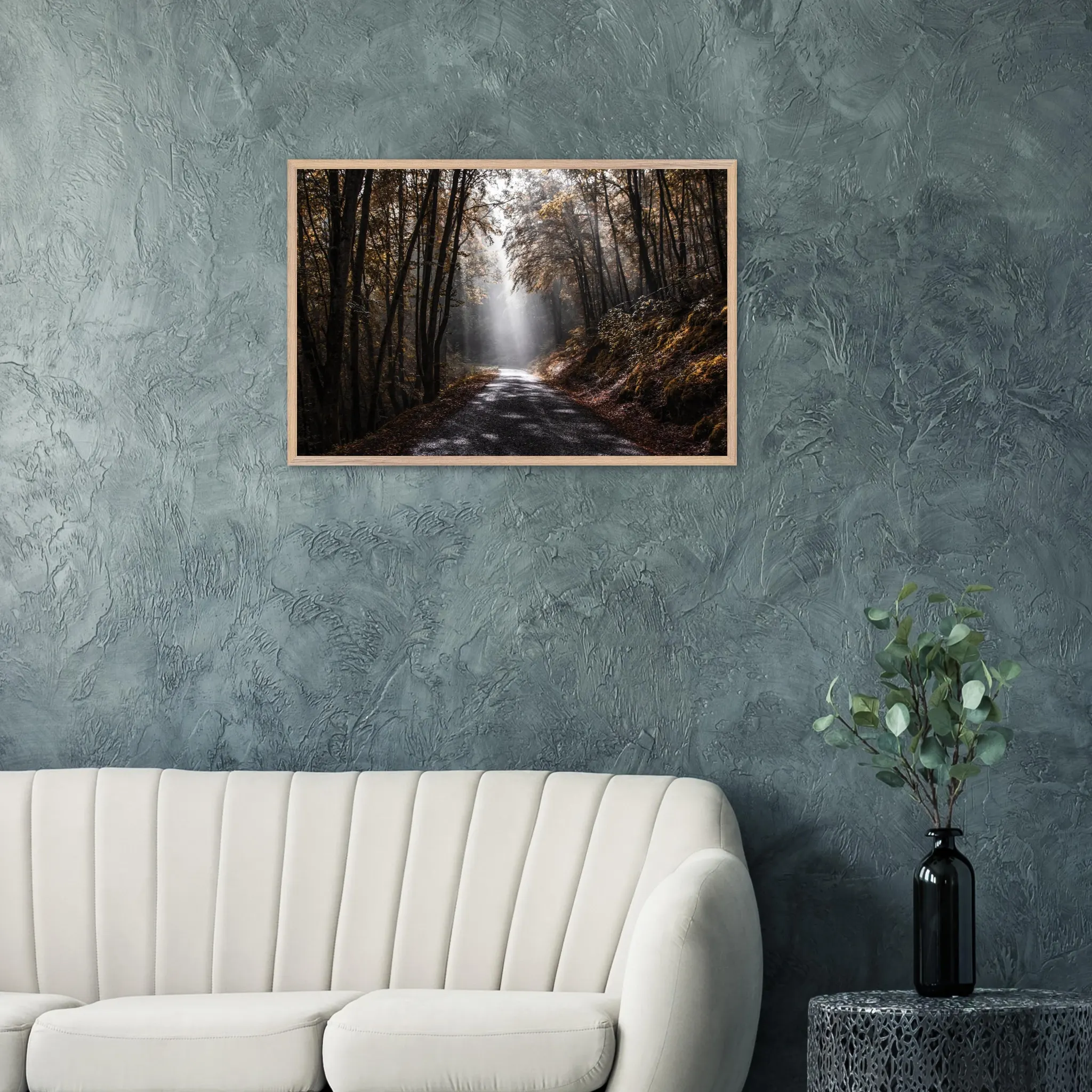 « Porteuse d’espoir » – Photographie premium 1 seul exemplaire – Pièce unique Photo d\'art déco d\'artiste auteur encadré en bois premium chêne frêne papier épais premium FSC « Porteuse d’espoir » – Photographie premium 1 seul exemplaire – Pièce unique Photo d\'art déco d\'artiste auteur encadré en bois premium chêne frêne papier épais premium FSC